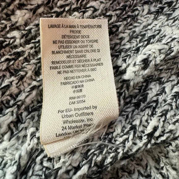 Free People Crew Neck Sweater Black and white 100% Cotton Size medium - Picture 7 of 10